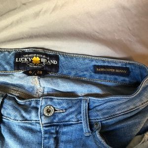 Lucky Brand Jeans Light Wash Distressed